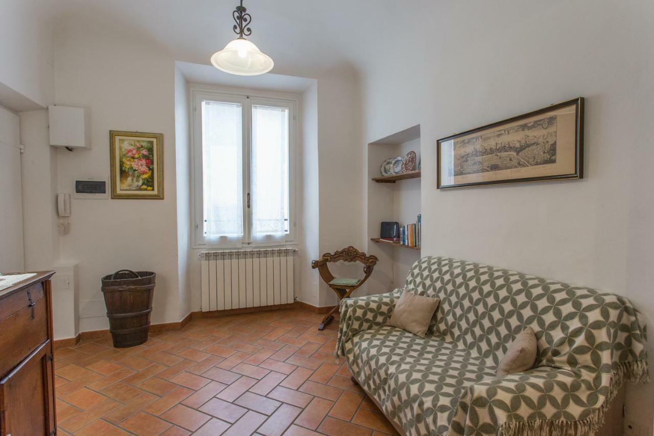 Datini Apartment Prato  Buitenkant foto