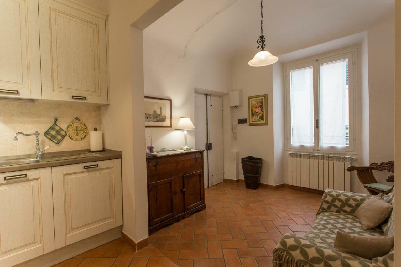 Datini Apartment Prato  Buitenkant foto
